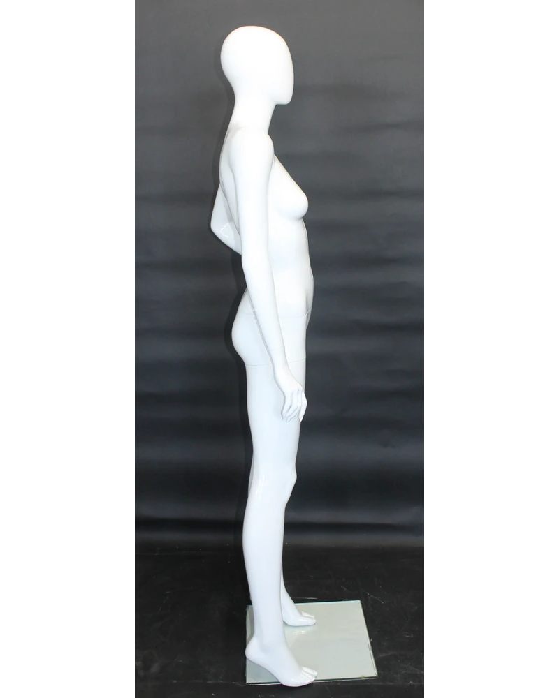 Left-hand-on-hip egghead female mannequin in glossy white