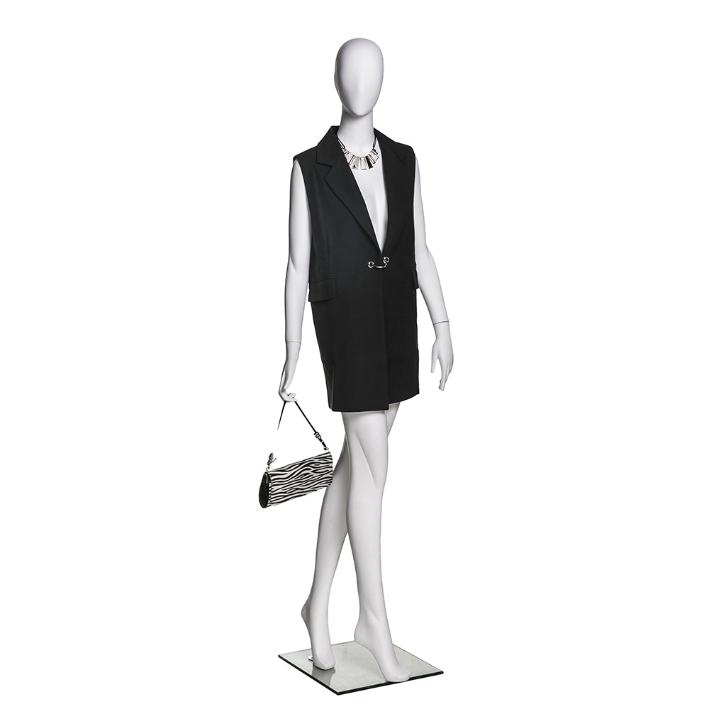 SFM06 Crossed-Leg Female Mannequin in Matte White (TMK-MZ-SFM06)