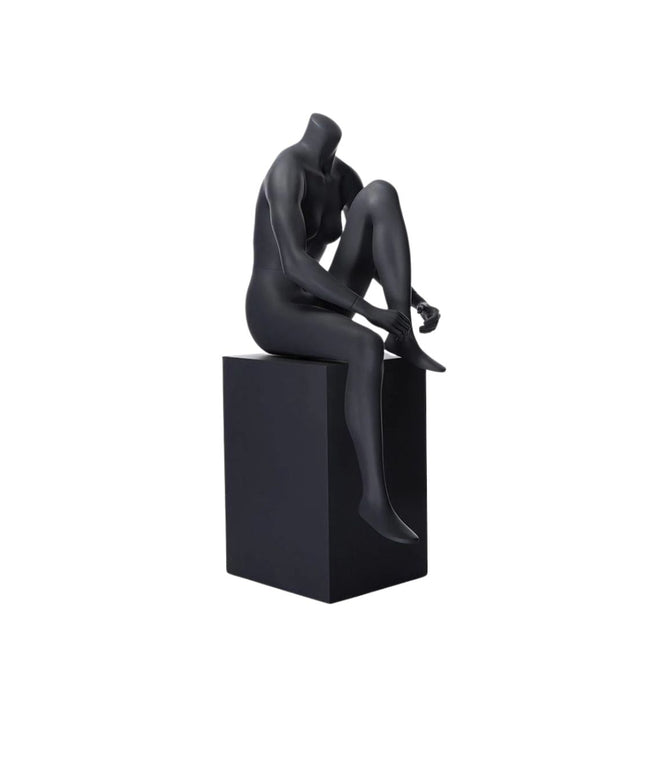 Athletic Female Sitting Mannequin (TMK-MZ-NI-17)