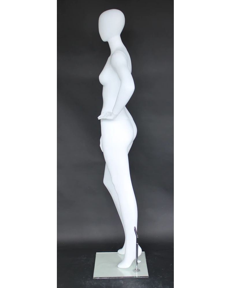 Relaxed hand-on-hip egghead female mannequin in matte white