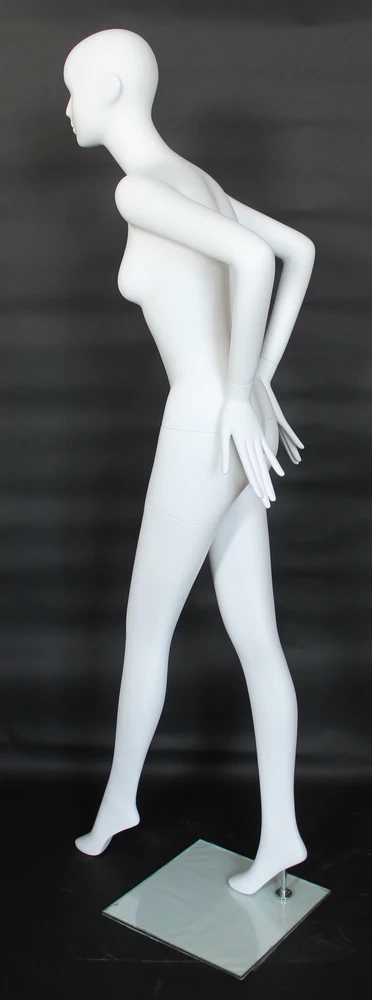 Hand-on-waist abstract female mannequin in matte white