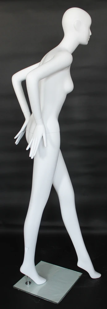 Hand-on-waist abstract female mannequin in matte white